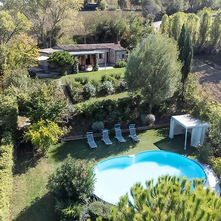Haus In Mit Privatem Pool Holiday home Ostra